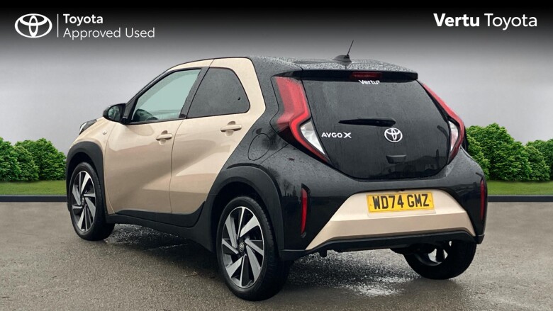 Toyota Aygo X 1.0 VVT-i Edge 5dr Petrol Hatchback